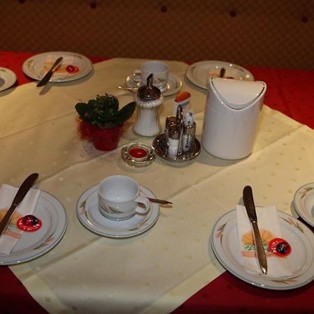 Hotel Garni Sonnenheim Фис Экстерьер фото